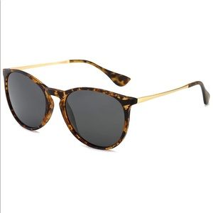Women’s Vintage Round Sunglasses